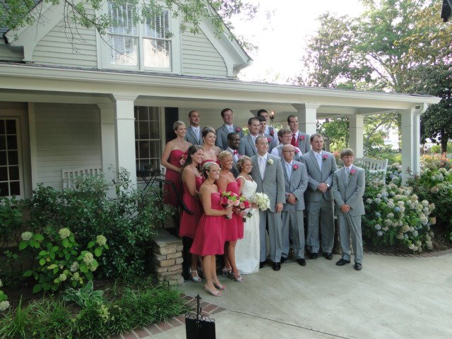 181819_414920715212823_101318691_n