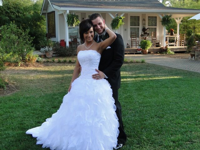 304848_245119932192903_6912987_n