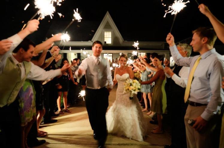 396460_259338487480249_2063285256_n