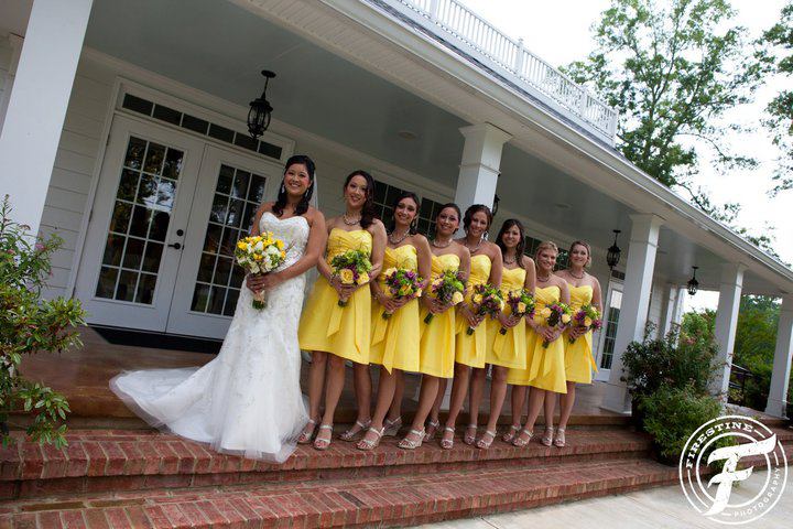 424127_259335974147167_731545215_n