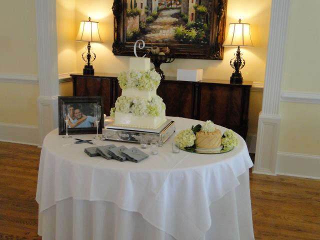 579370_407494515955443_77130441_n