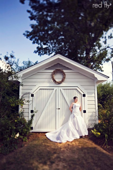 72255_158663347505229_3046441_n